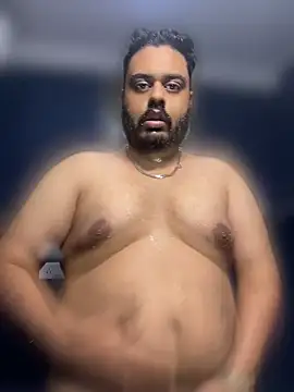 הופעת וובקאם של realdeva