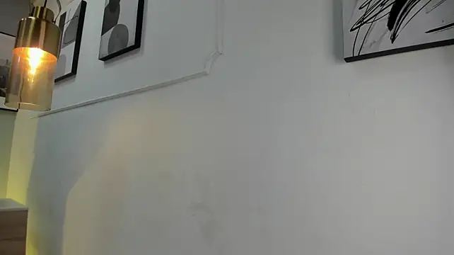 CelynnHills live XXX chat