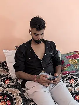 bisexual_yhh's Live XXX Chat