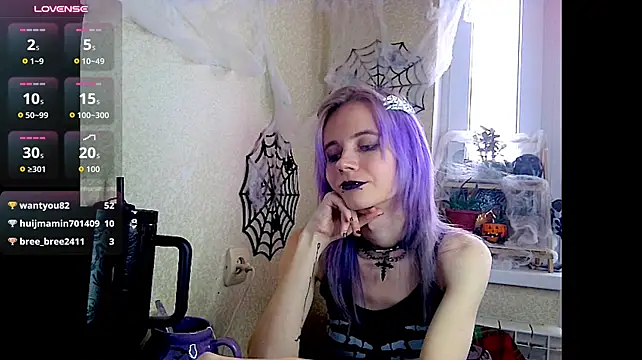 XXX chat uživo modela AdamTarlet