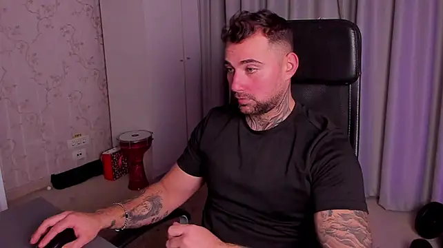 DuncanStone Chat XXX live