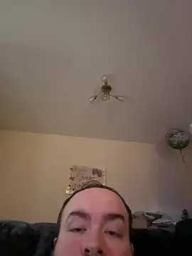 Daddy-Strokes Show Webcam