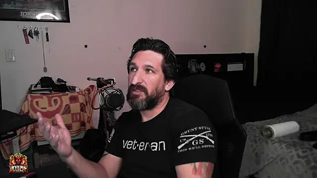 DevilPup75_'s Live XXX Chat