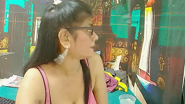 Sembang XXX Secara Langsung IndianAllure