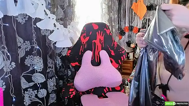 XXX chat uživo modela TinaBrook