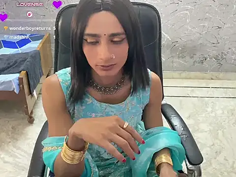 LuvLayla Live XXX-Chat