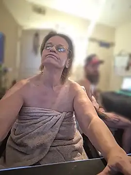 lit702n Live XXX chat