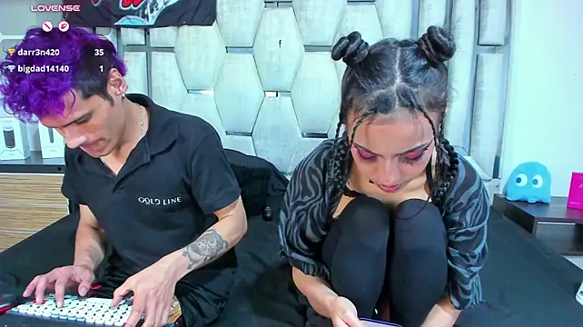 Chatroom XXX en direct de karlaandmatt