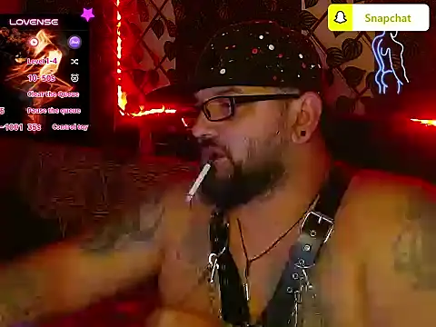 XXX chat uživo modela mr_wolf46