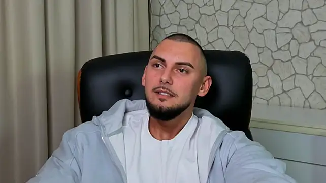 ClintMasters' Live XXX Chat