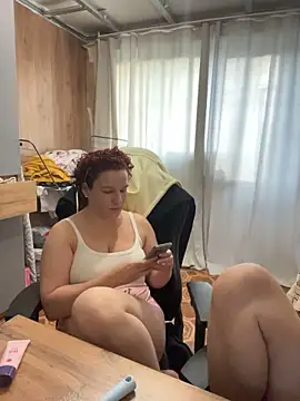 MrMrsRight live XXX chat