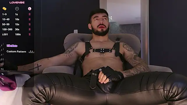Chat XXX ao vivo de MarkWalker__