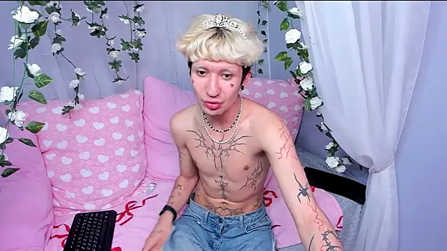 FinnEcho Chat XXX live