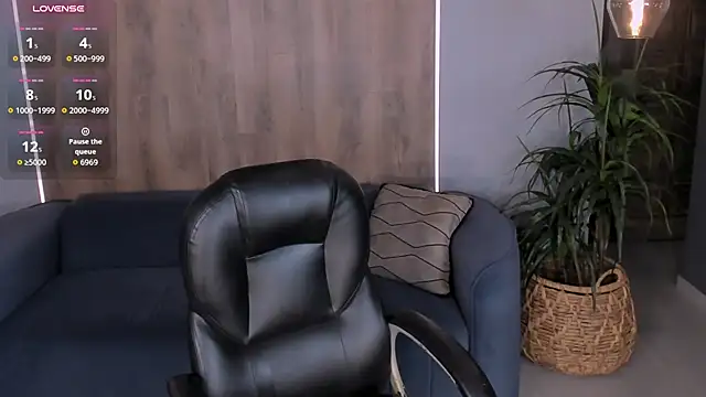 SaphiraJames Chat XXX live