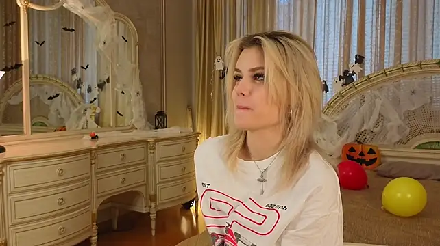 Czat XXX na żywo – MercedezTimbs