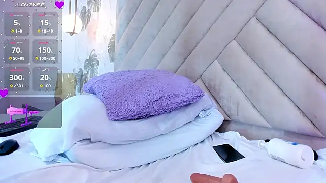 EmmaWatson-1 Chat XXX live