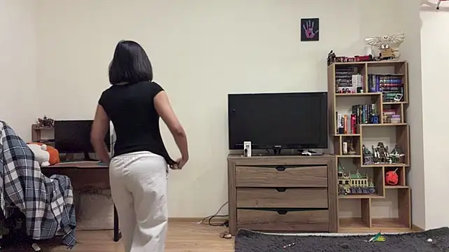 PaintedDisplay Adlı Modelin Canlı XXX Sohbeti