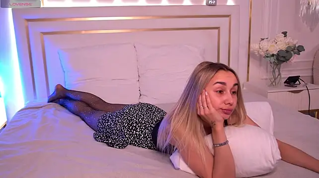 แชท XXX สดของ OliviaWeber