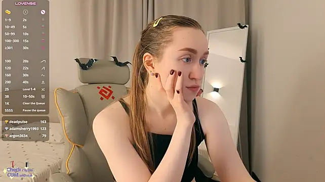 mowalovan Live XXX chat
