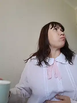 SERAFIMA79 라이브 XXX 채팅