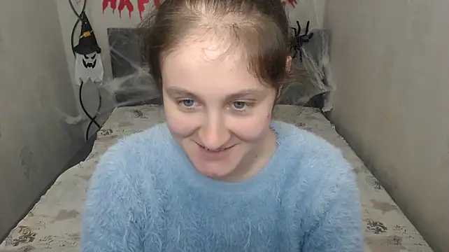 Holliy_Cooper Live XXX-Chat