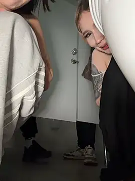 CreamPuff- Live XXX-chat