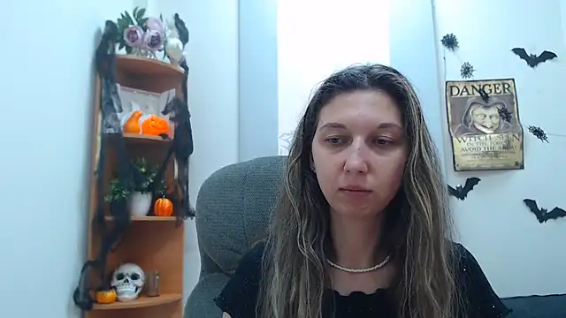 Chat XXX en directo de Ellina_Star