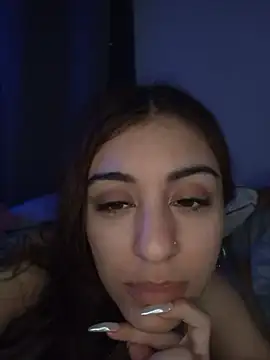 Jennyvignaduzzo – Naživo XXX chat