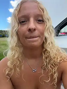 XXX chat uživo modela Sophie_cute06