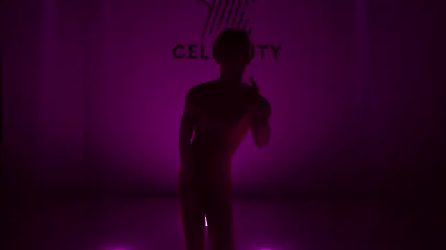 open001のライブXXXチャット