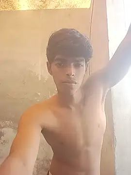 monster_33 Adlı Modelin Canlı XXX Sohbeti