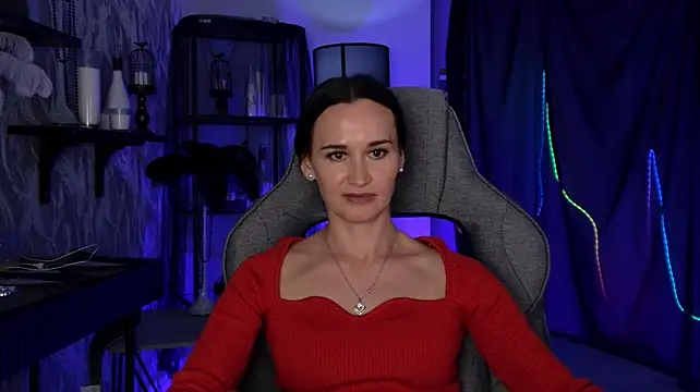 RomillyHayes' Live XXX Chat