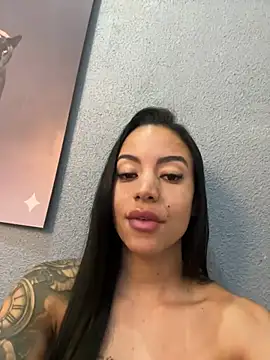 Chat +18 de Morenaviip ao vivo
