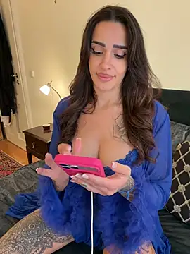 دردشة -Alisa الجنسية المباشرة