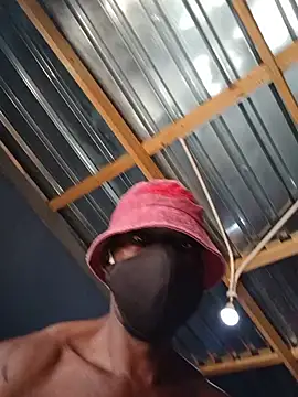 XXX chat uživo modela TheBlackT