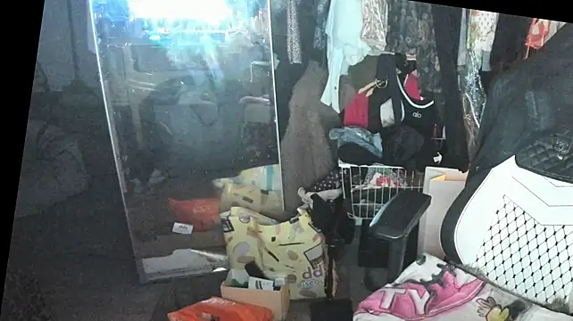 Motherbigbus' Webcam Show