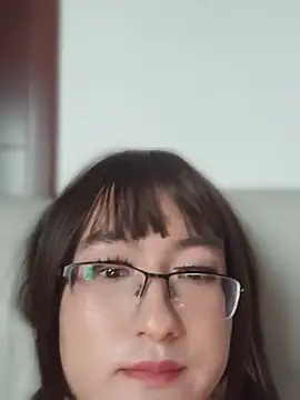TwistyWashn Live XXX chat
