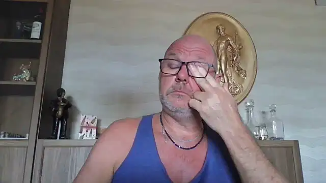 JohnDutchDaddy – Naživo XXX chat