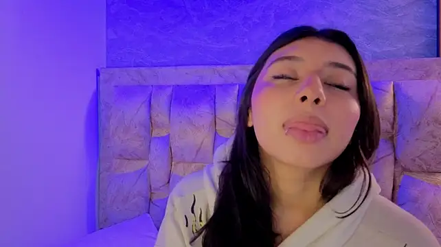 Chat XXX en directo de chloe_bluee_