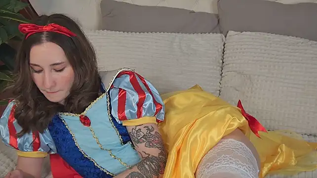 Czat XXX na żywo – LizaMoon__