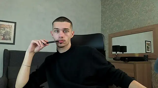 XXX chat uživo modela KaydenDrew