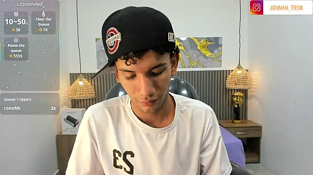 แชท XXX สดของ JDWhite18