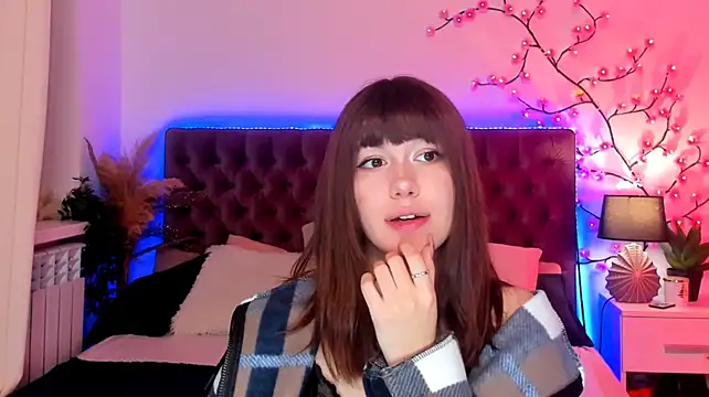 MilanaHottsn Live XXX chat
