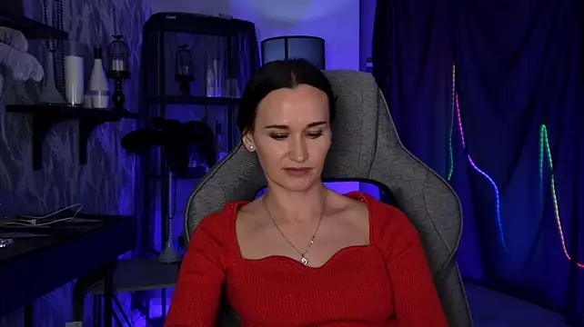 Chat XXX en directo de RomillyHayes