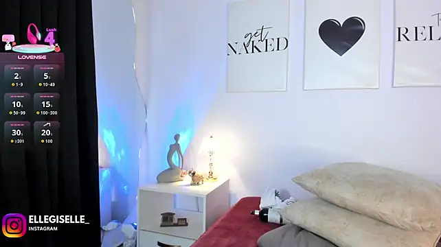 ElleGisellee's Live XXX Chat