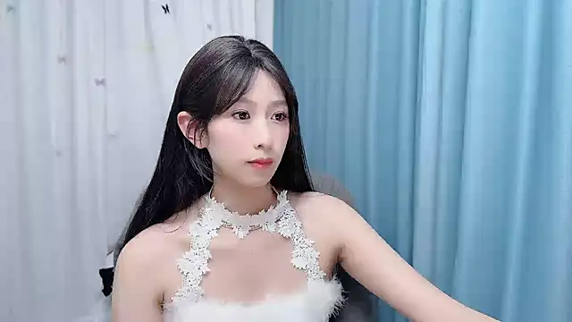 LZL68n Live XXX chat