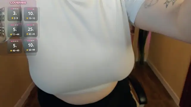 Chat +18 de Tina_Walker ao vivo
