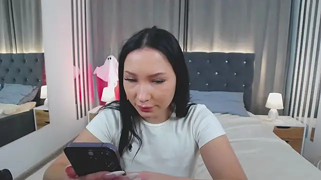 Chat +18 de VikkyVonn ao vivo