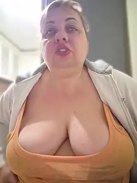 XXX chat uživo modela LanaSoftt
