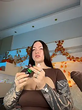 Tattitude_: απευθείας συνομιλία ΧΧΧ